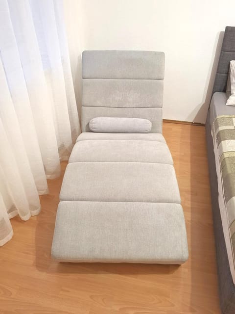 Apartment Tonio - right on the main square Apartment in Lika-Senj County