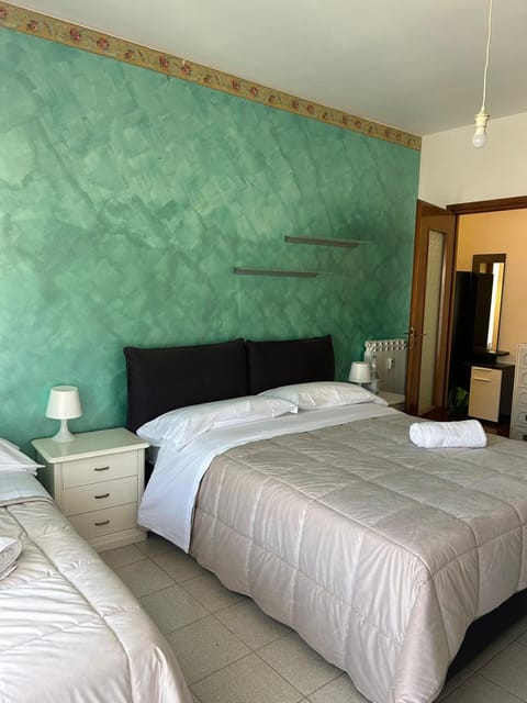 Casa Lora con spiaggia RDA luxury Apartment in Bordighera