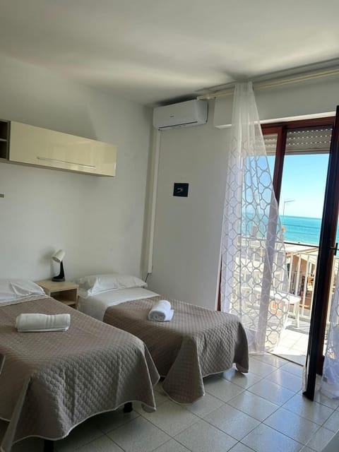 Casa Lora con spiaggia RDA luxury Apartment in Bordighera