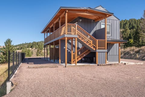 Modern Suite with Panoramic Views House in Philipsburg