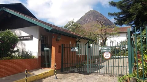 Apartamento com piscina em Olaria Apartment in Nova Friburgo