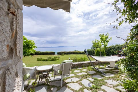 Sea view, Inner courtyard view