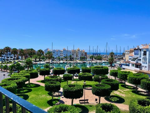 Nearby landmark, Balcony/Terrace, Sea view, Location