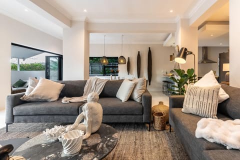 Boutique Coastal Retreat Villa in Cape Town