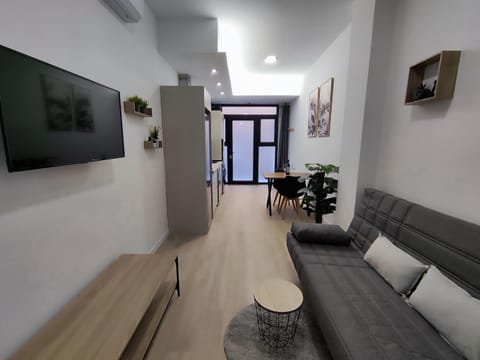 TV and multimedia, Living room, Seating area