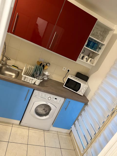 Chambre meublée cuisine à 20 minutes de Disneyland Vacation rental in Île-de-France