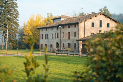 Property building, Natural landscape, Garden
