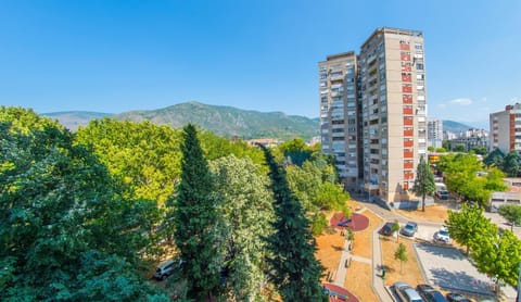 Neighbourhood, City view, Mountain view, Street view, Location