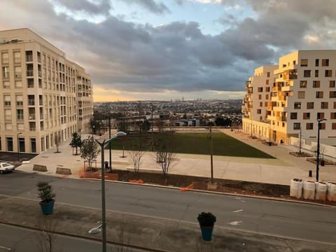 Les jardins d'abraxas Apartment in Noisy-le-Grand