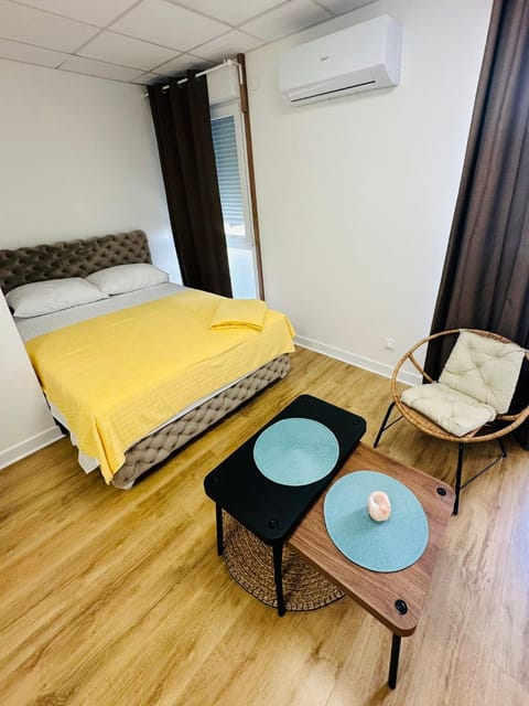 Modern Apartments Near Paris and Charles de Gaulle Airport Apartment in Drancy