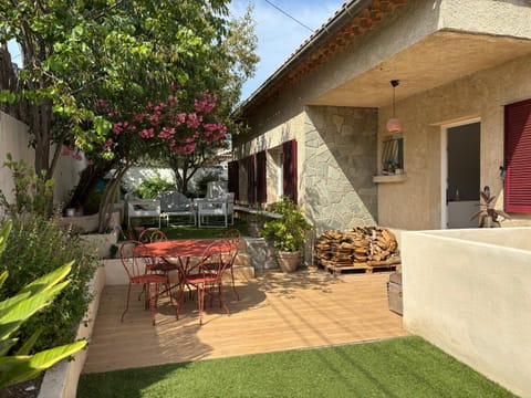 Patio, Garden