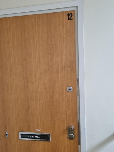 Kompakti yksiö numero 12 pienkerrostalossa Apartment in Finland