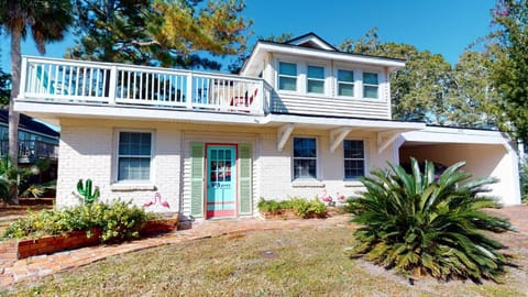 913 Jones Avenue by Tybee Beach Vacation Rentals House in Tybee Island