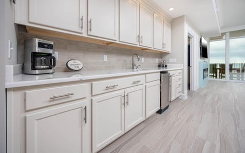 Phoenix Gulf Towers 1607 condo Apartment in Orange Beach