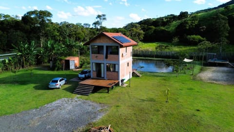 Property building, Day, Bird's eye view, Garden view, Lake view