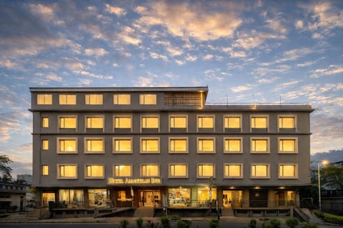 Property building, Facade/entrance
