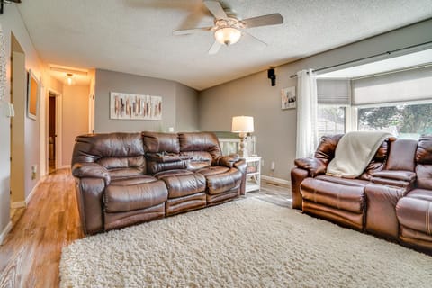 4 Mi to Dtwn White Bear Lake Home with Large Yard House in White Bear Lake