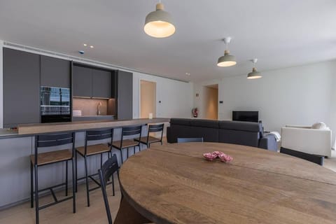 TV and multimedia, Kitchen or kitchenette, Living room, Dining area