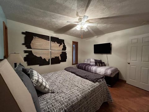 Country Roads take me home House in Shenandoah Valley