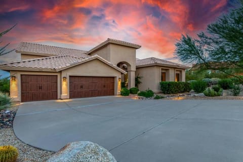 AZ Desert Views Pool Spa Sleep 8 House in Fountain Hills