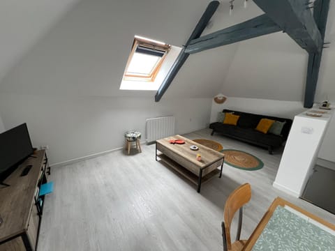 Appartement avec cours Apartment in Centre-Val de Loire