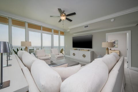 Phoenix Gulf Towers 808 condo Apartment in Orange Beach