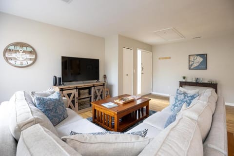 54 Forest Gardens Villa in South Forest Beach