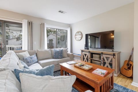 54 Forest Gardens Villa in South Forest Beach