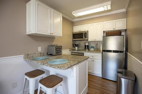 118 Breakers Villa in Coligny Beach