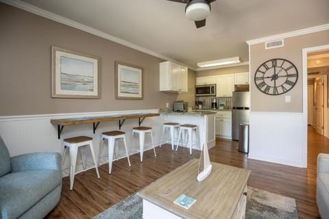 118 Breakers Villa in Coligny Beach