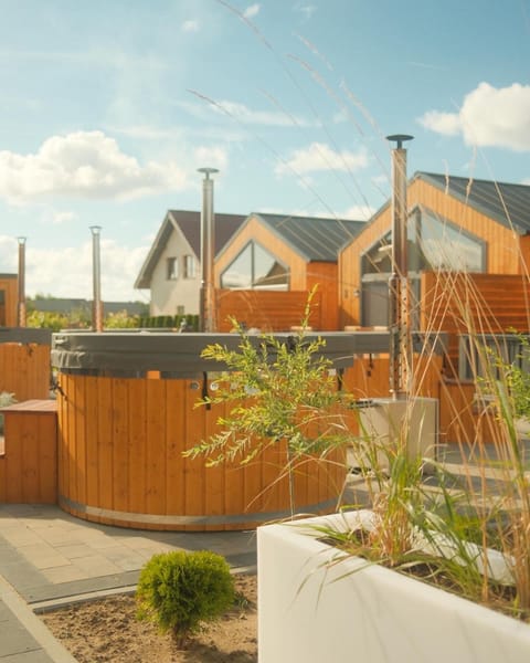 Nadmorskie Chatki - SAUNA - OPCJA Z PRYWATNĄ BALIĄ KĄPIELOWĄ LUB BEZ House in West Pomeranian Voivodeship, Poland