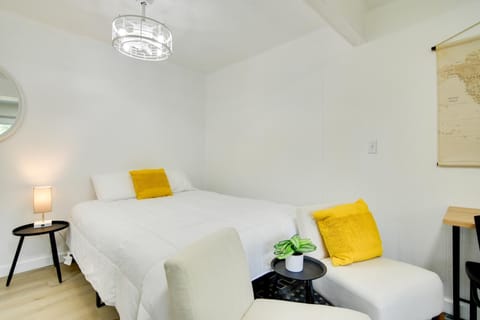 Charming Studio with Pool and Table Rock Lake Access! Apartment in Kimberling City