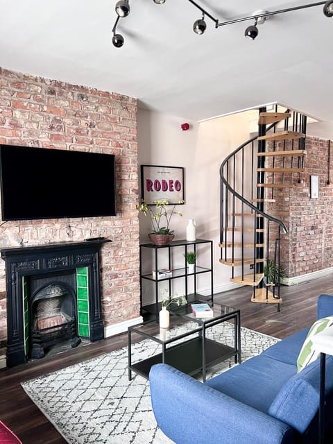 TV and multimedia, Living room, Seating area