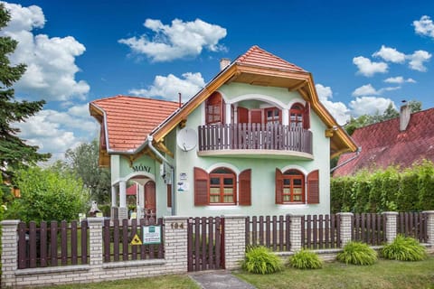 Property building, Summer