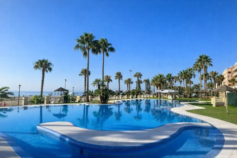 Day, Natural landscape, Pool view, Swimming pool