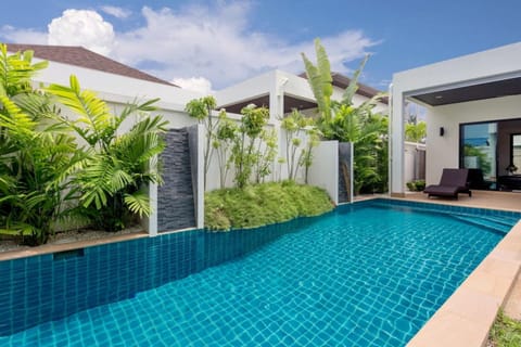 Property building, Patio, Day, Swimming pool