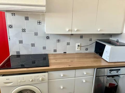 Location Port Toulon Apartment in Toulon