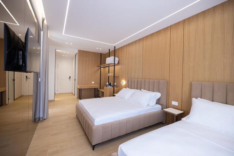 Seaside Luxury Rooms Apartment in Vlorë