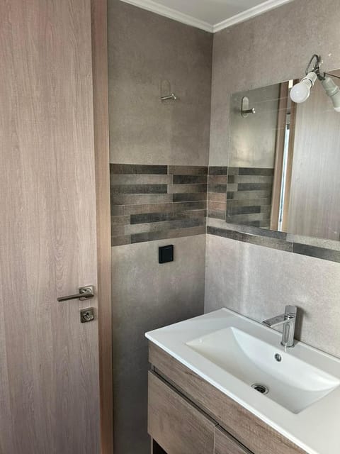 Kallie Apartment in Volos