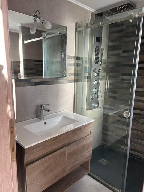 Kallie Apartment in Volos