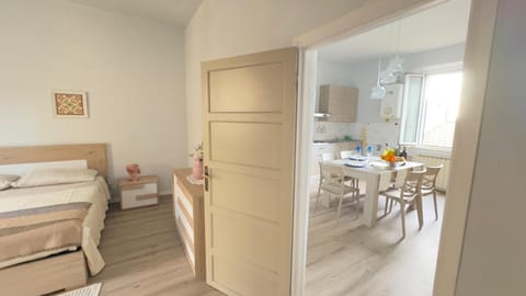 Bed, Kitchen or kitchenette, Living room, Photo of the whole room, Dining area, Bedroom