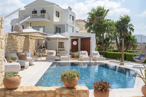 Property building, Patio, Day, Garden, Other, Swimming pool, sunbed