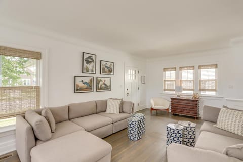 Port Clinton Home with Lake View - Walk to Beach! House in Port Clinton