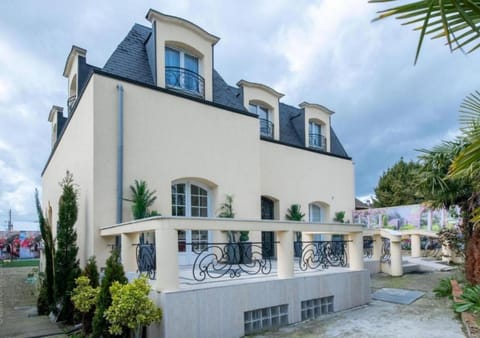 Évasion à 15 Minutes de Paris Logements Privés Apartment in Île-de-France