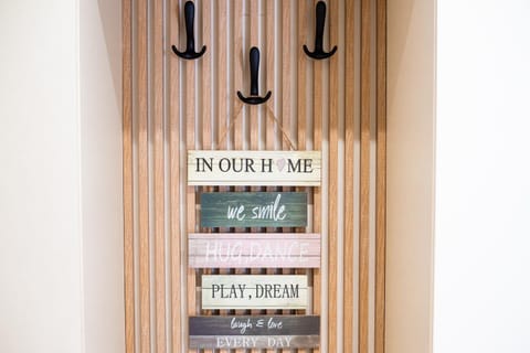 Staff, Decorative detail, furniture, wardrobe