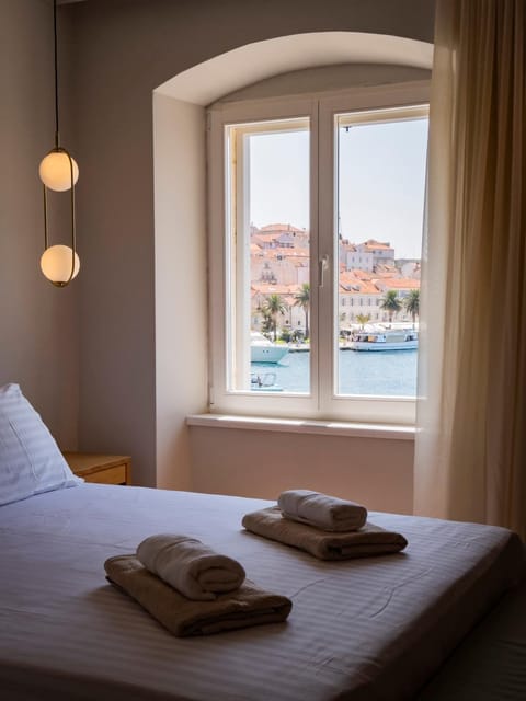 Topaz Rooms Apartment in Hvar