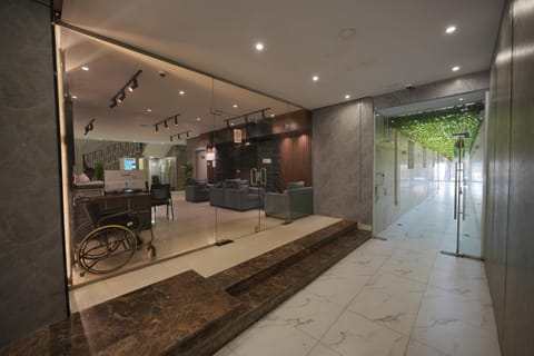 Facade/entrance, Lobby or reception, Seating area