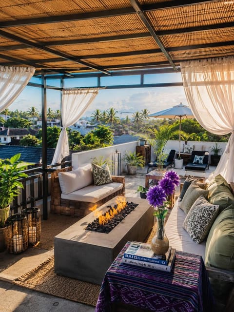 Patio, Balcony/Terrace, Seating area