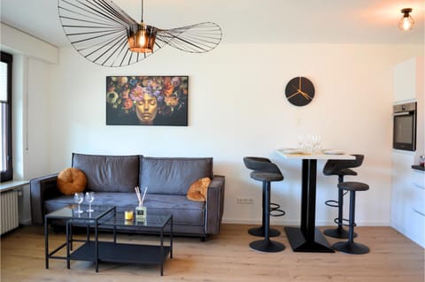 Living room, Dining area, Food, Food