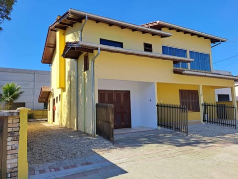 Property building, Facade/entrance, Day